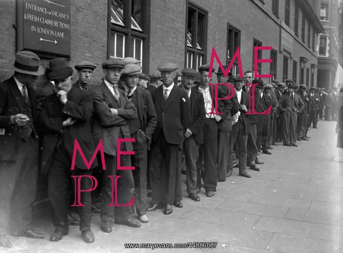 : BRITISH UNEMPLOYED MEN : BRITISH UNEMPLOYED MEN