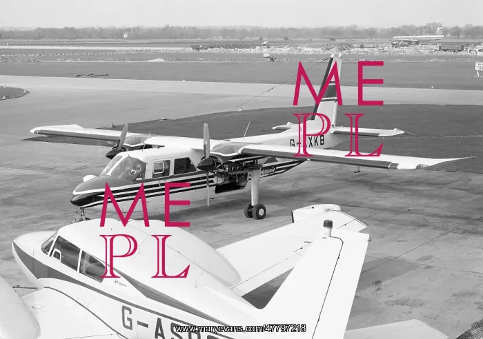 : Britten-Norman BN-2A Islander G-AXKB : Britten-Norman BN-2A Islander G-AXKB