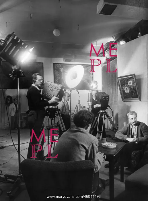 : broadcast, television, studios, recording a show : broadcast, television, studios, recording a show