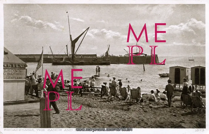 : Broadstairs, Kent - The Sands and Pier : Broadstairs, Kent - The Sands and Pier