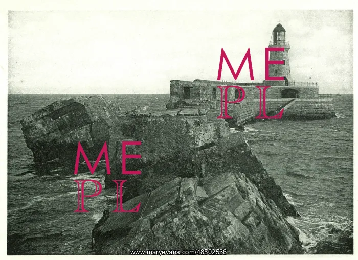  : Broken jetty, Tynemouth, South Shields, Tyne and Wear