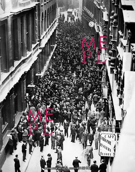  : Brokers on the street in London, 1931