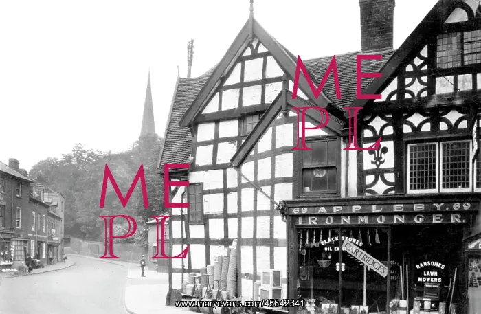  : Bromsgrove, Old Timbered Houses 1949