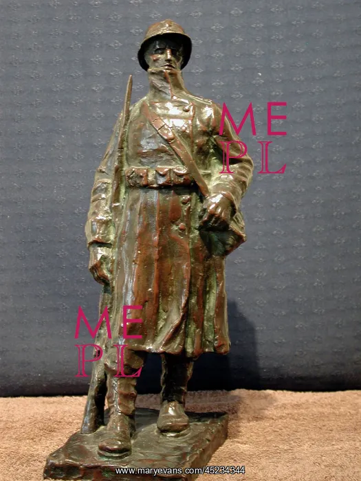 : Bronze figure of a Belgian infantryman, WW1 : Bronze figure of a Belgian infantryman, WW1