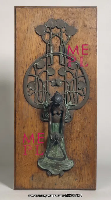 : Bronze knocker : Bronze knocker
