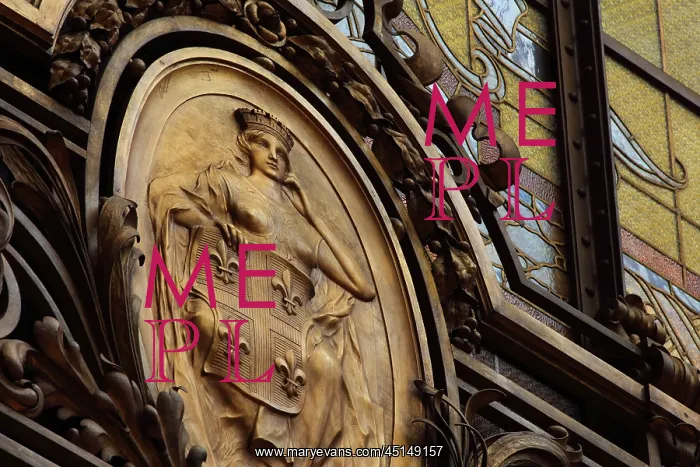 : Bronze medallion, Hall, Societe Generale, Paris, France : Bronze medallion, Hall, Societe Generale, Paris, France