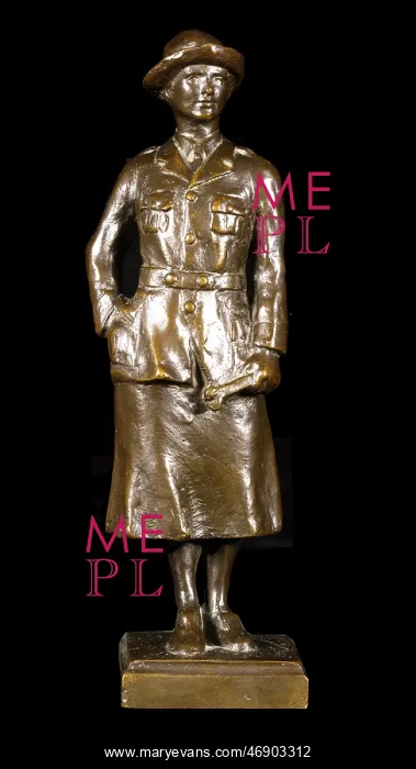 : Bronze statuette of a WAAC mechanic, WW1 : Bronze statuette of a WAAC mechanic, WW1