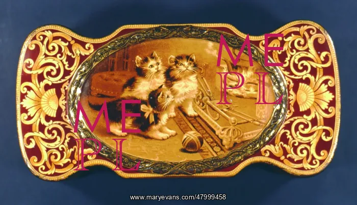  : Brooch with cats in front of a boiling kettle