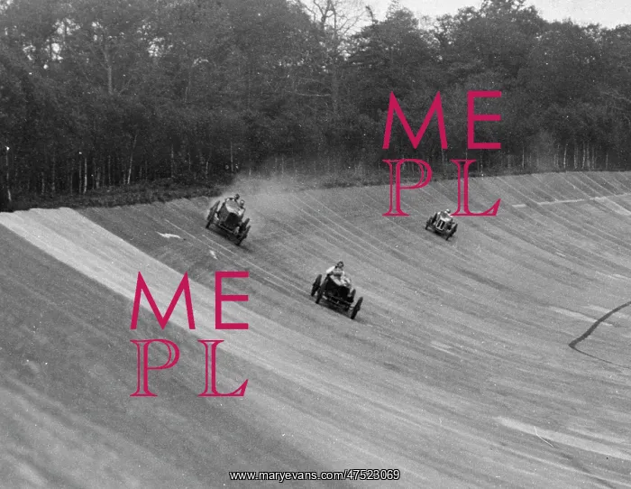 : Brooklands Motor Racing Circuit : Brooklands Motor Racing Circuit