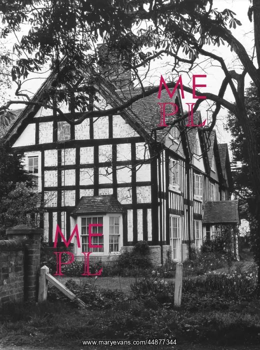 : BROOM HALL : BROOM HALL