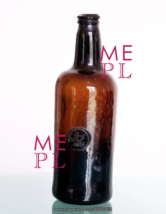 : Brown glass bottle : Brown glass bottle