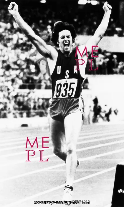 : Bruce Jenner just after crossing the finish line : Bruce Jenner just after crossing the finish line