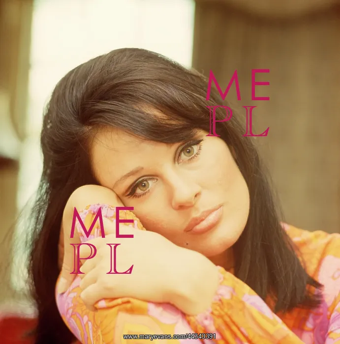 : Brunette model in thoughtful pose : Brunette model in thoughtful pose