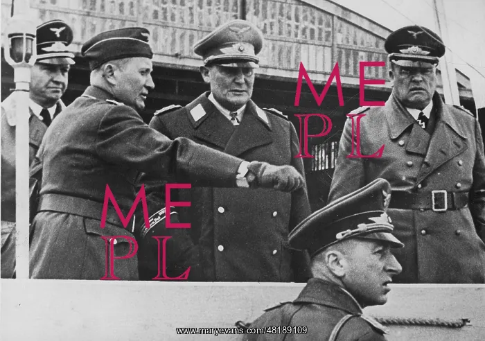 : Bruno Loerzer, Hermann Goering, Hugo Sperrle at the channel : Bruno Loerzer, Hermann Goering, Hugo Sperrle at the channel