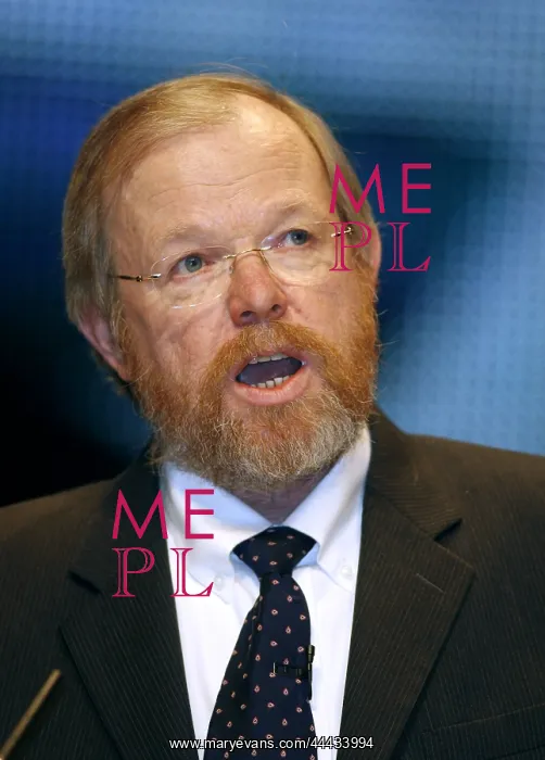: Bill Bryson : Bill Bryson