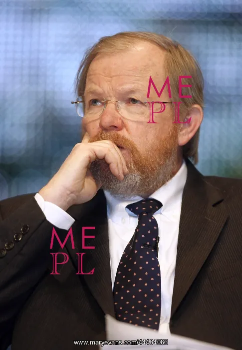 : Bill Bryson : Bill Bryson