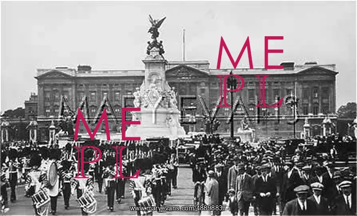 : BUCKINGHAM PALACE 1920S : BUCKINGHAM PALACE 1920S