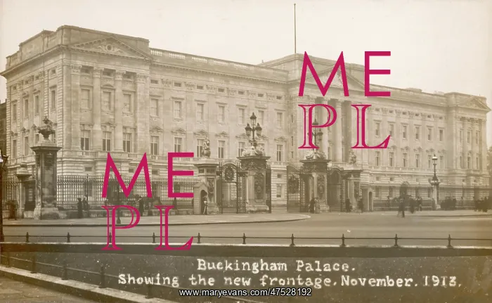  : Buckingham Palace