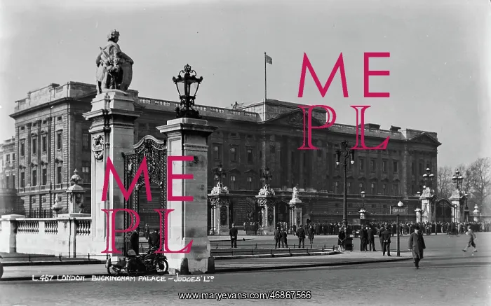 : Buckingham Palace in Historical Context : Buckingham Palace in Historical Context