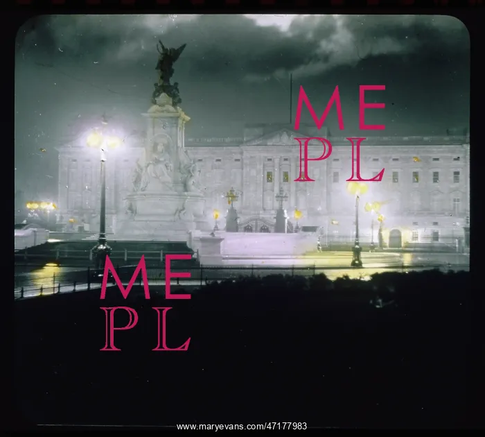  : Buckingham Palace - Lanter