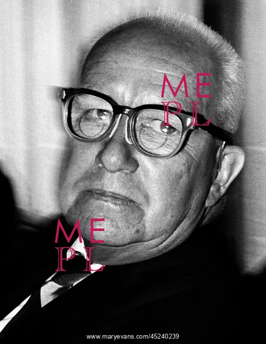 : Buckminster Fuller : Buckminster Fuller