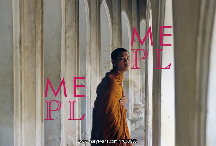 : Buddhist monk - Temple of the Emerald Buddha : Buddhist monk - Temple of the Emerald Buddha