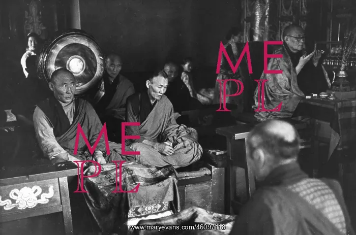 : Buddhist monks at prayer, Ulan Bator, Mongolia : Buddhist monks at prayer, Ulan Bator, Mongolia