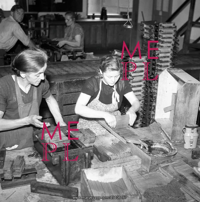  : Budweiss. Czechoslovakia - 1948. Workers in Koh-i-noor pencil factory. CTK Vintage Photo