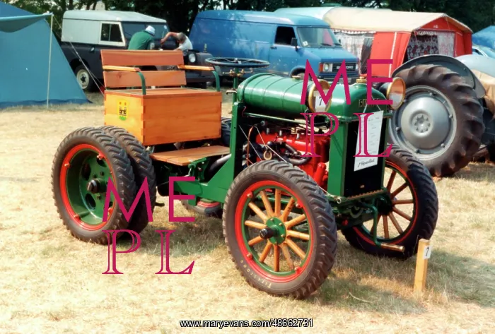 : Buhrer B tractor : Buhrer B tractor