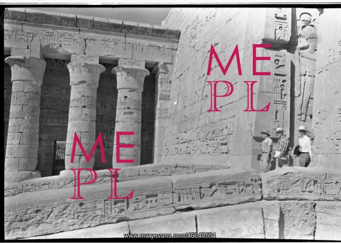 : Building of the Aswan Dam, Egypt : Building of the Aswan Dam, Egypt