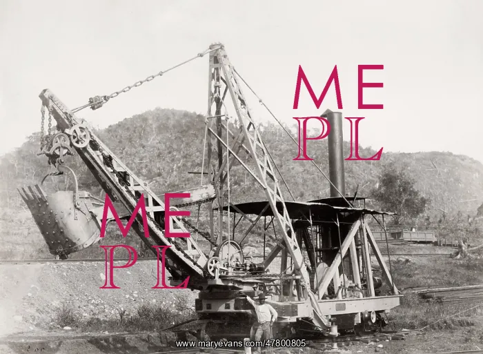: Building Panama canal, Excavator : Building Panama canal, Excavator