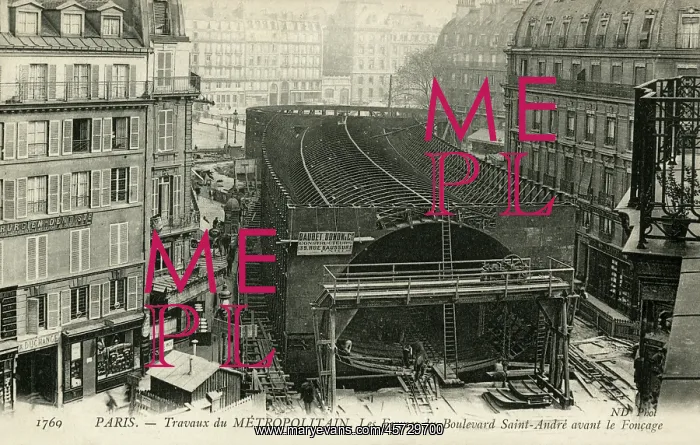 : Building the Paris Metro, France : Building the Paris Metro, France