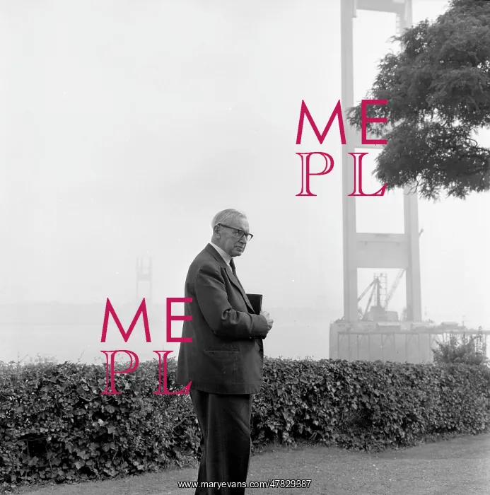 : Building the Severn Bridge : Building the Severn Bridge