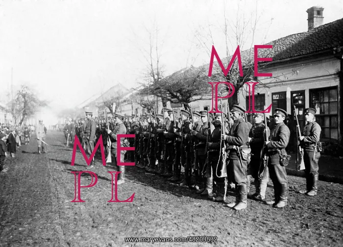 : Bulgarian troops during muster in Macedonia, 1916 : Bulgarian troops during muster in Macedonia, 1916