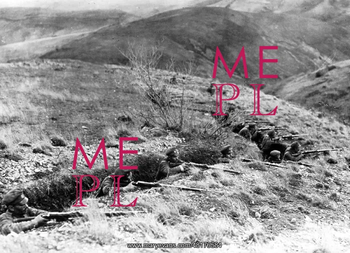 : Bulgarian troops in a position in Macedonia in the 1st World : Bulgarian troops in a position in Macedonia in the 1st World