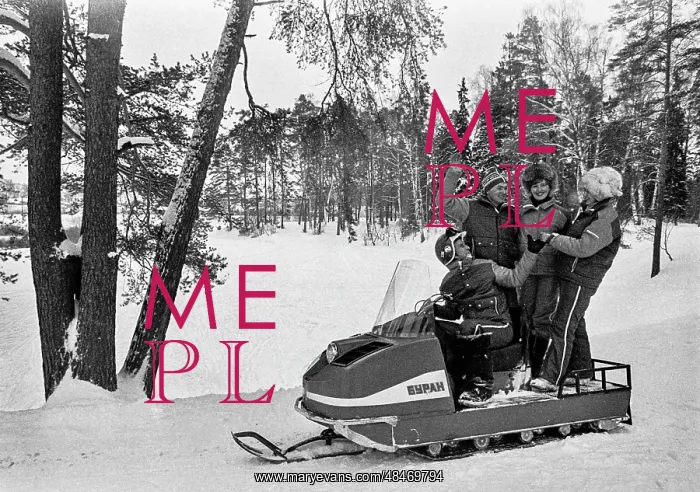 : Buran snowmobile : Buran snowmobile