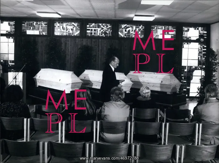 : Burial of Baader-Meinhof prisoners, Stuttgart, Germany : Burial of Baader-Meinhof prisoners, Stuttgart, Germany