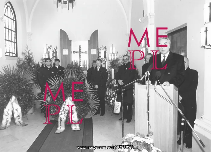 : Burial of Ernst Happel : Burial of Ernst Happel