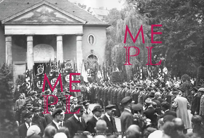 : Burial of a killed SA man, 1931 : Burial of a killed SA man, 1931