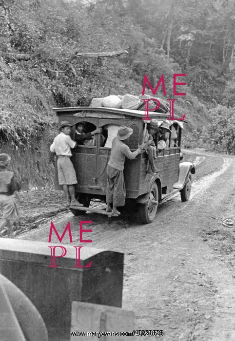 : Burma street, 1940 : Burma street, 1940