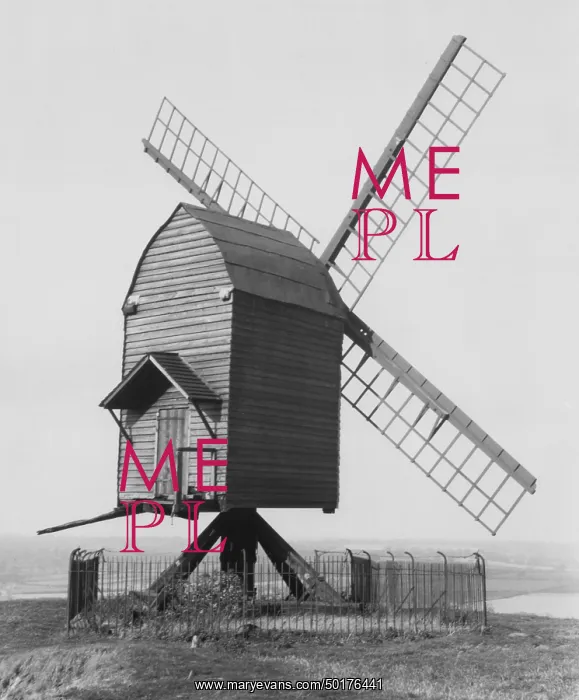 : Burton Dassett Post Mill, Windmill Hill, Stratford-on-Avon : Burton Dassett Post Mill, Windmill Hill, Stratford-on-Avon