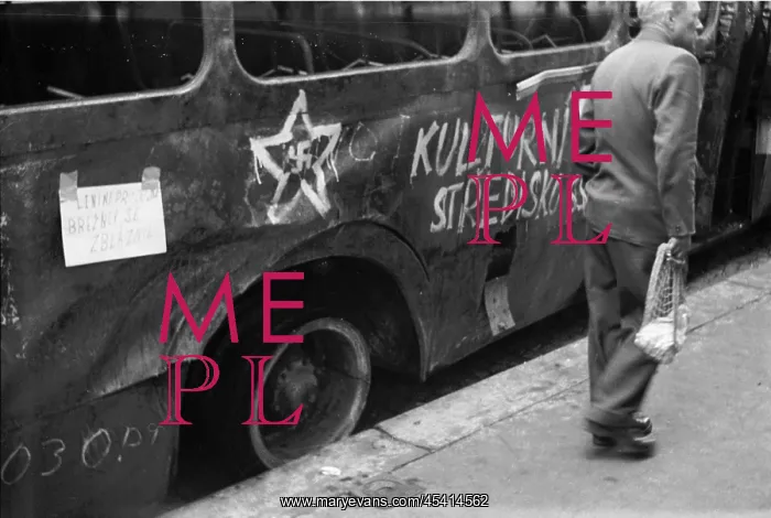 : Bus - damage : Bus - damage