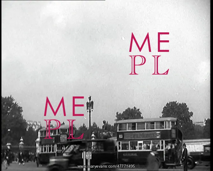 : Bus Travelling at the Roundabout In Front Of : Bus Travelling at the Roundabout In Front Of