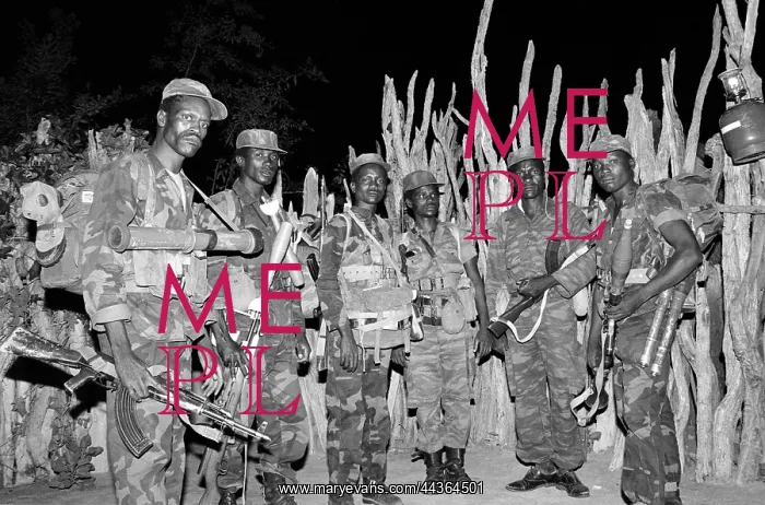 : Bush of Ghosts - Life and War in Namibia 1986-1990 : Bush of Ghosts - Life and War in Namibia 1986-1990