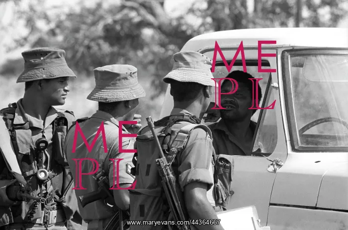 : Bush of Ghosts - Life and War in Namibia 1986-1990 : Bush of Ghosts - Life and War in Namibia 1986-1990