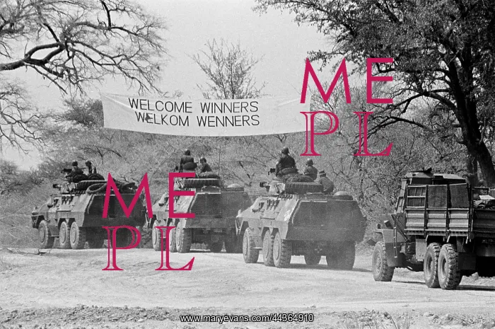 : Bush of Ghosts - Life and War in Namibia 1986-1990 : Bush of Ghosts - Life and War in Namibia 1986-1990