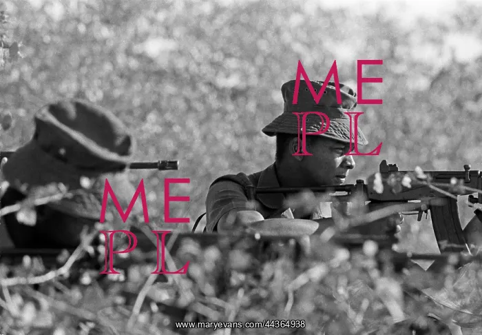 : Bush of Ghosts - Life and War in Namibia 1986-1990 : Bush of Ghosts - Life and War in Namibia 1986-1990