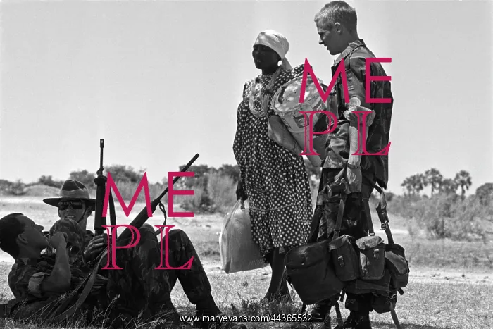 : Bush of Ghosts - Life and War in Namibia 1986-1990 : Bush of Ghosts - Life and War in Namibia 1986-1990