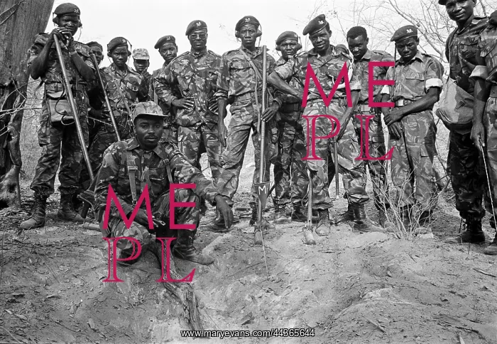 : Bush of Ghosts - Life and War in Namibia 1986-1990 : Bush of Ghosts - Life and War in Namibia 1986-1990
