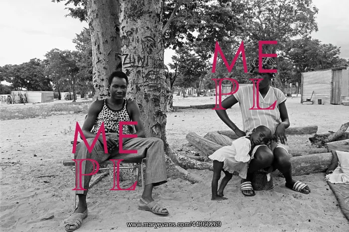: Bush of Ghosts - Life and War in Namibia 1986-1990 : Bush of Ghosts - Life and War in Namibia 1986-1990